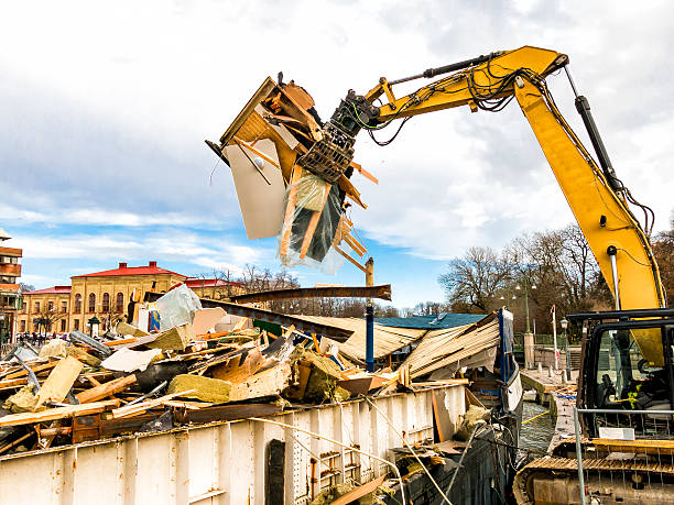 Best Yard Waste Removal  in Gloucester, MA